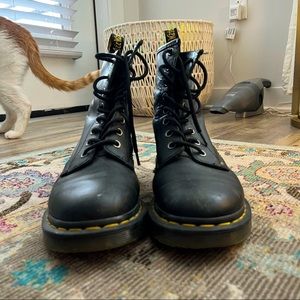 1460 Doc Martens Leather Lace Up Boots